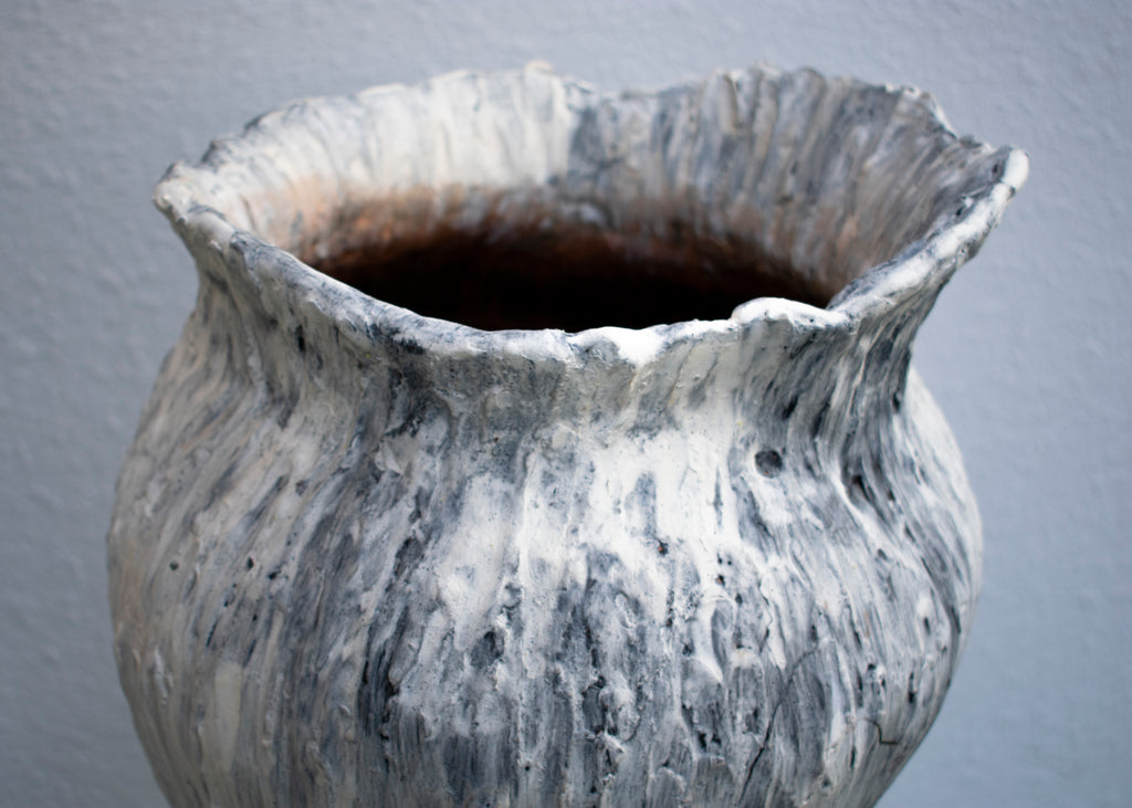 Vase "No One" number 3