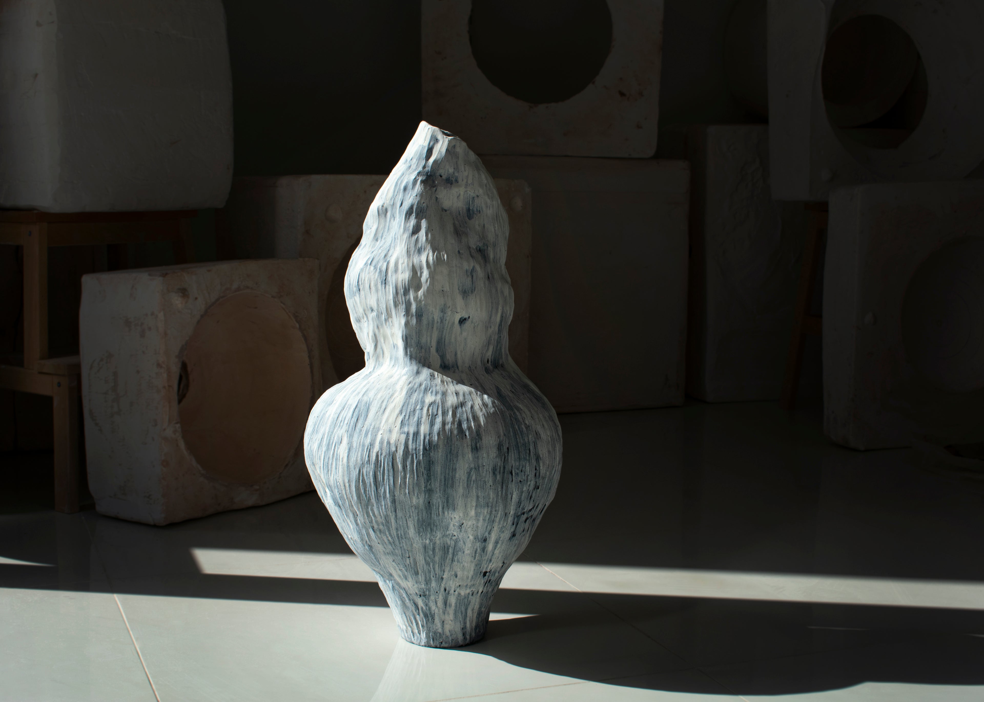 Vase "No One" number 3