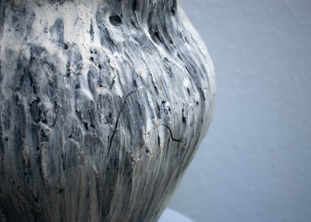 Vase "No One" number 3